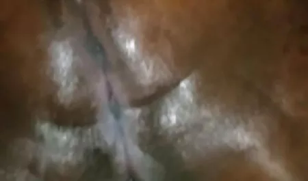 白衣のハンサムな男は落ち着きのない女性を満たしていま 女性 安心 av