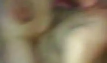 Francesca Jaymesとともに大きなおっぱいfucks彼女の上司の机 アダルト ビデオ 無料 安心
