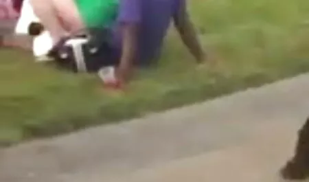 Bustyお母さんにコルセットを入れてストッキングの愛人のお尻にストラップ 安心 女性 動画