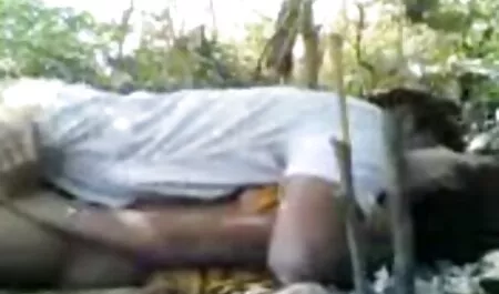 キティは粗い動物の肛門のクソの準備ができています 動画 女性 安心