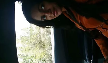 Busty女の子の黄色のドレスは砲撃のお尻によってaパートナーのベッドルーム 無料 安心 エッチ 動画