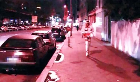 壊れやすい女の子浮気に彼女のボーイフレンドと隣人弾む 無料 安心 av 動画