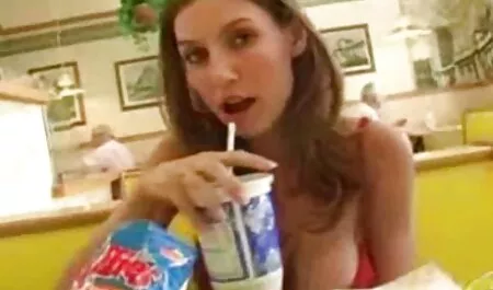 スリムな女の子は、サンクトペテルブルクからの男を訪問し、個人的に穴の中で彼に届けました 女性 でも 安心 アダルト ビデオ